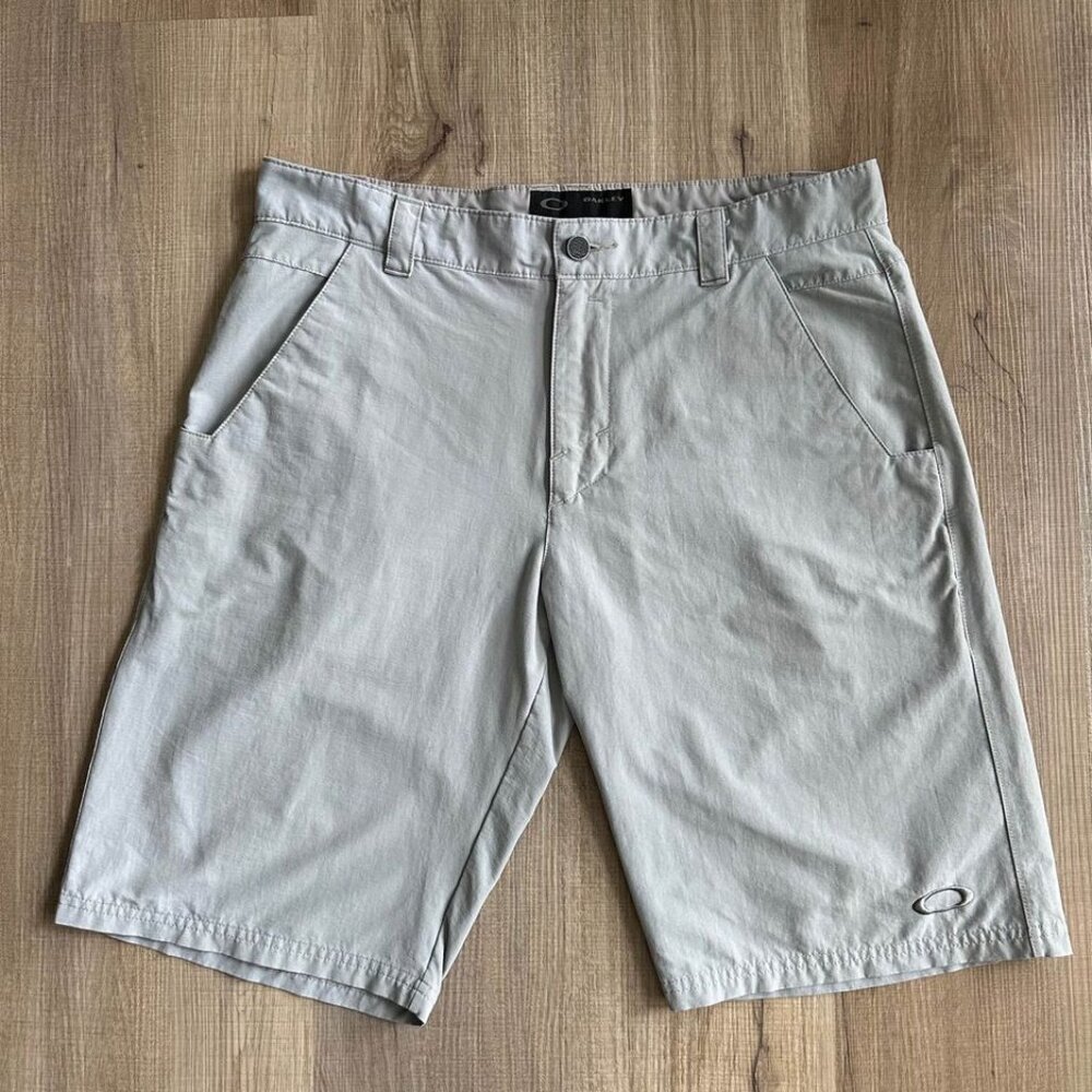 Oakley Golf Shorts Men's Size 34